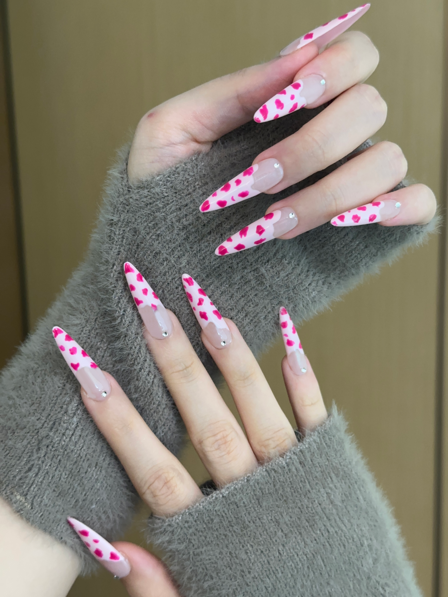 Stiletto-Long Nail-French Nail-Stripe (10pcs) OM30XX020