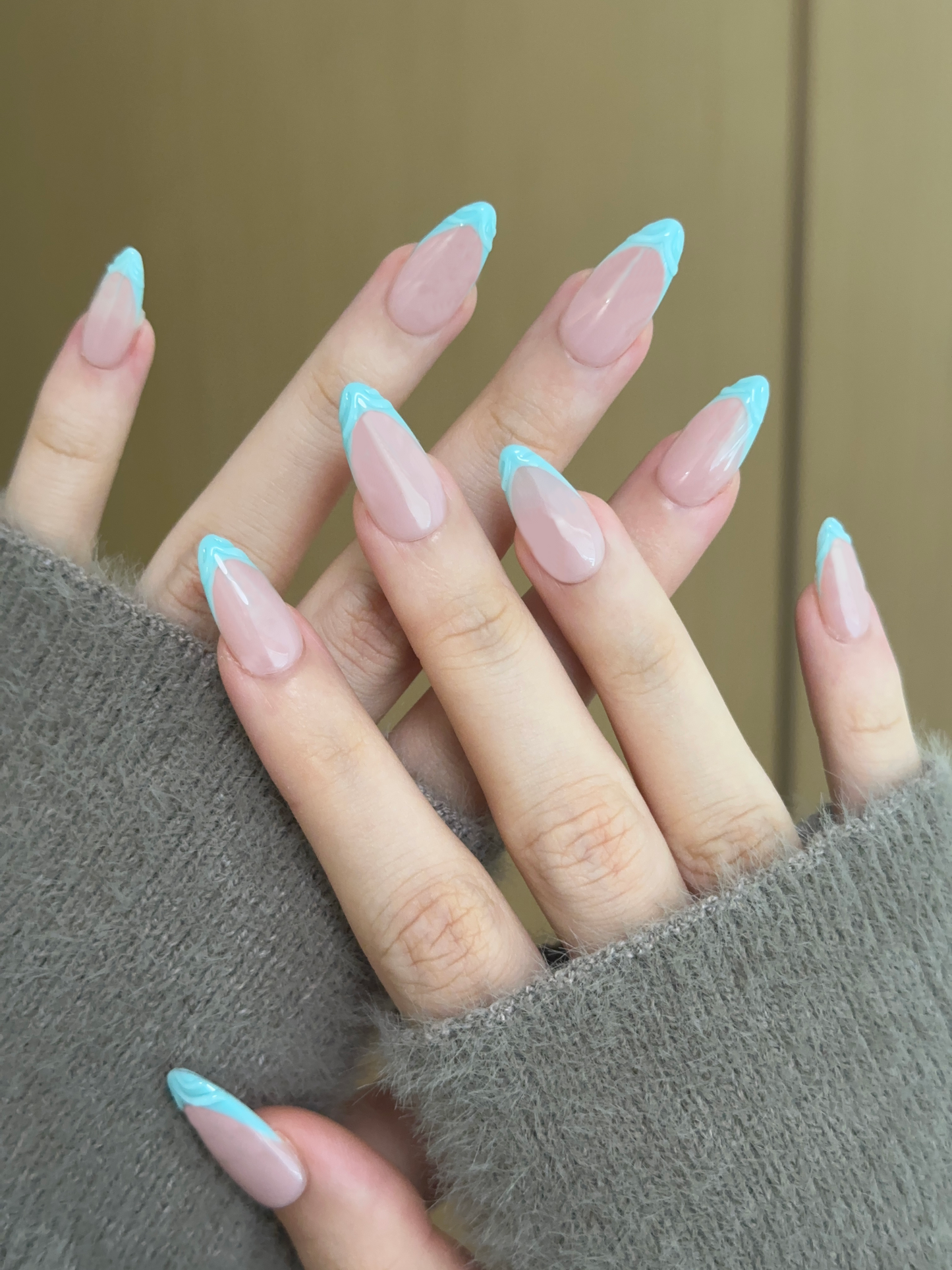 Almond-Mediuum Nail-French Nail-Freshness (10pcs) OMZXX019