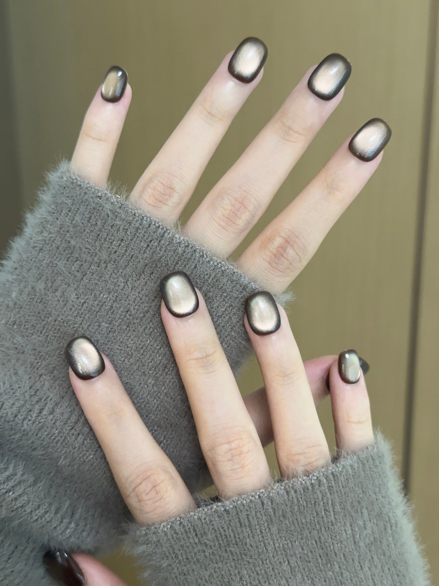 Squoval-Short Nail-Cat's Eye (10pcs) OMDXX094