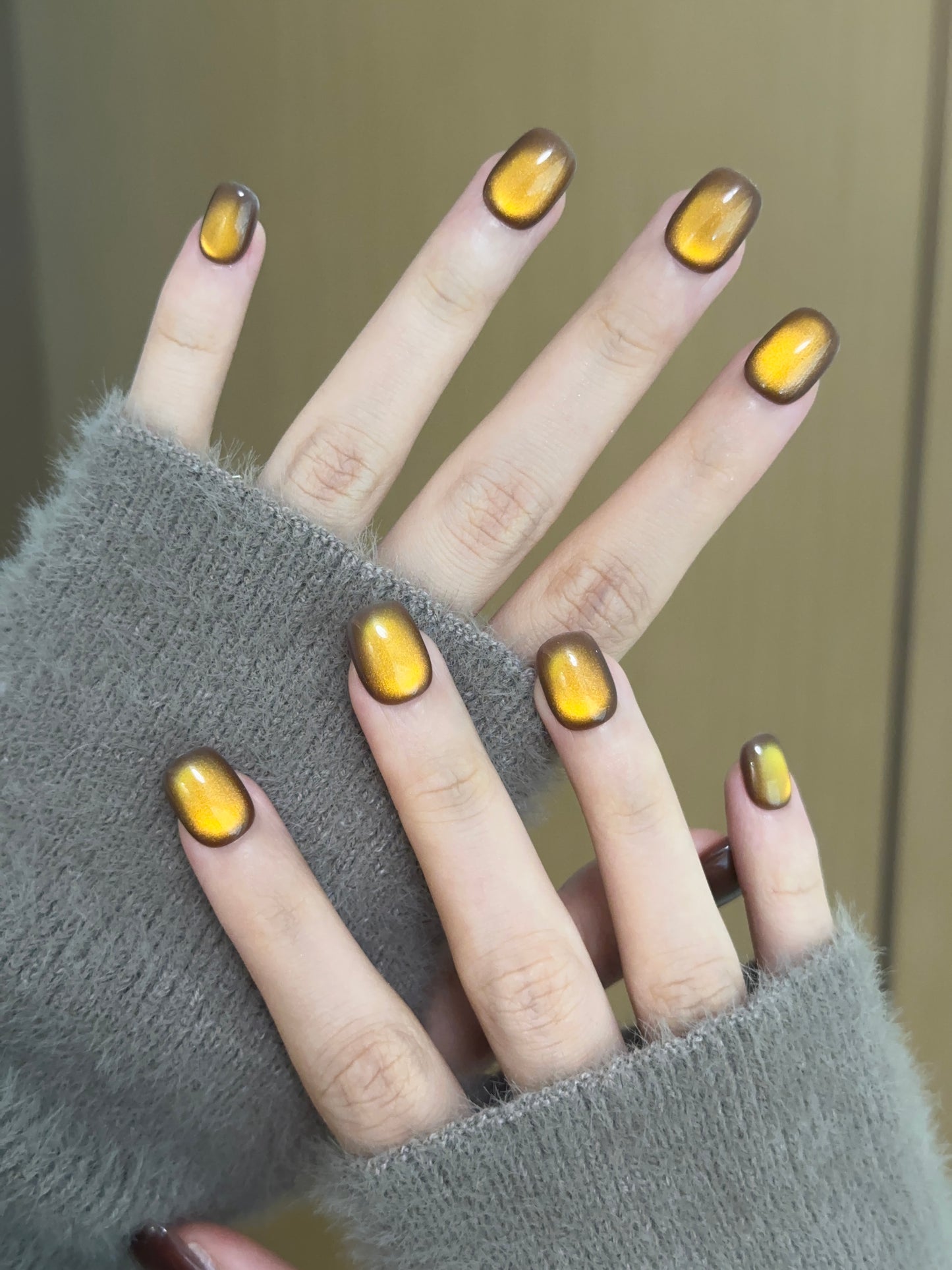 Squoval-Short Nail-Cat's Eye (10pcs) OMDXX092