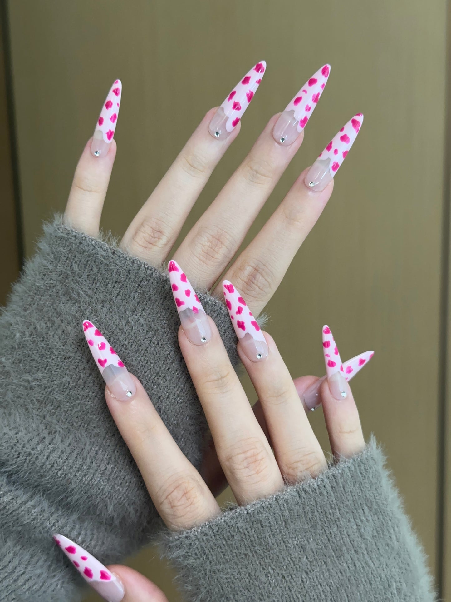 Stiletto-Piebald-Cute (10pcs) OM30XX013