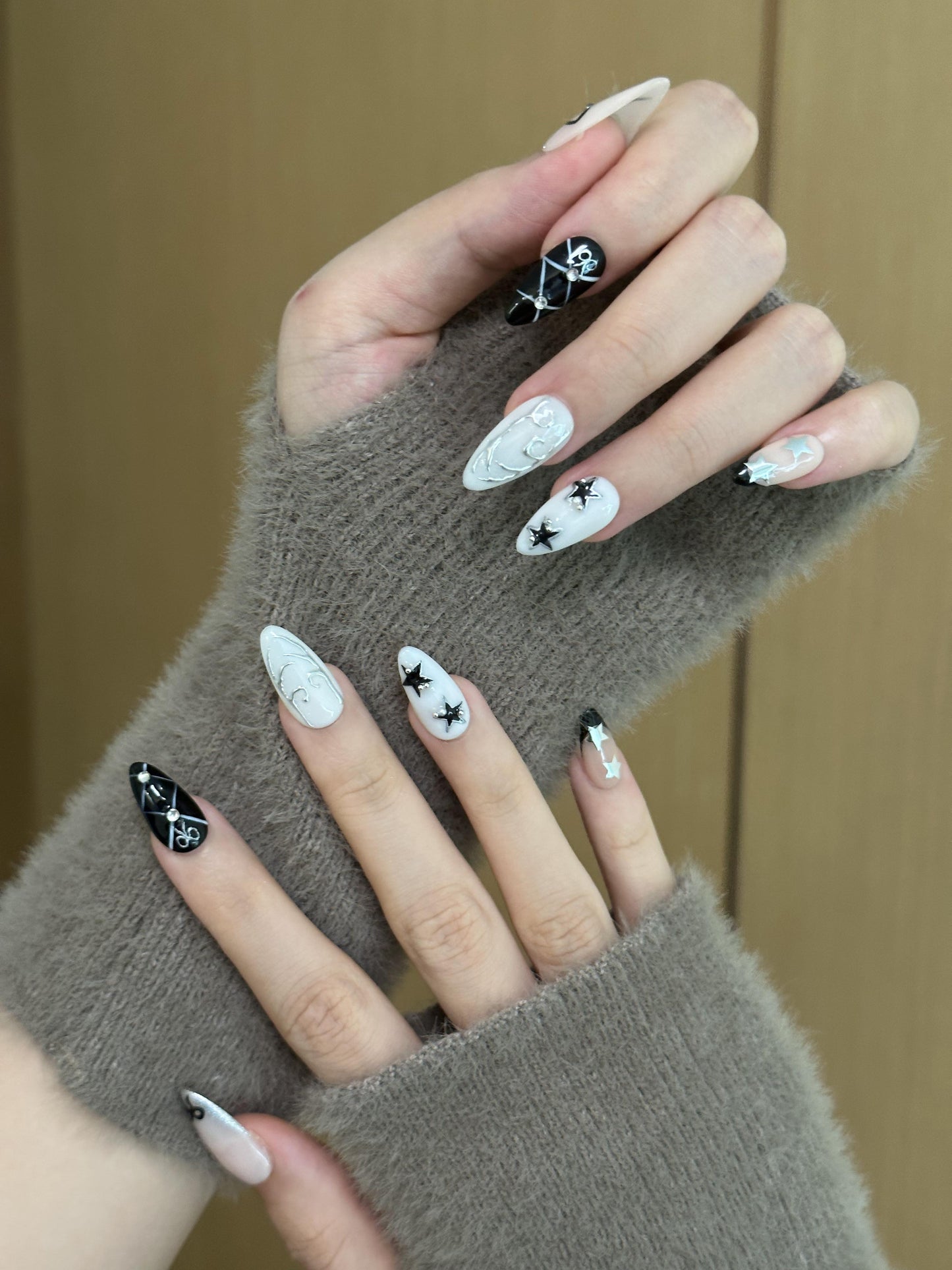 Almonds-Medium Nail-3D Art-Bow-Star (10pcs) OMGXX005