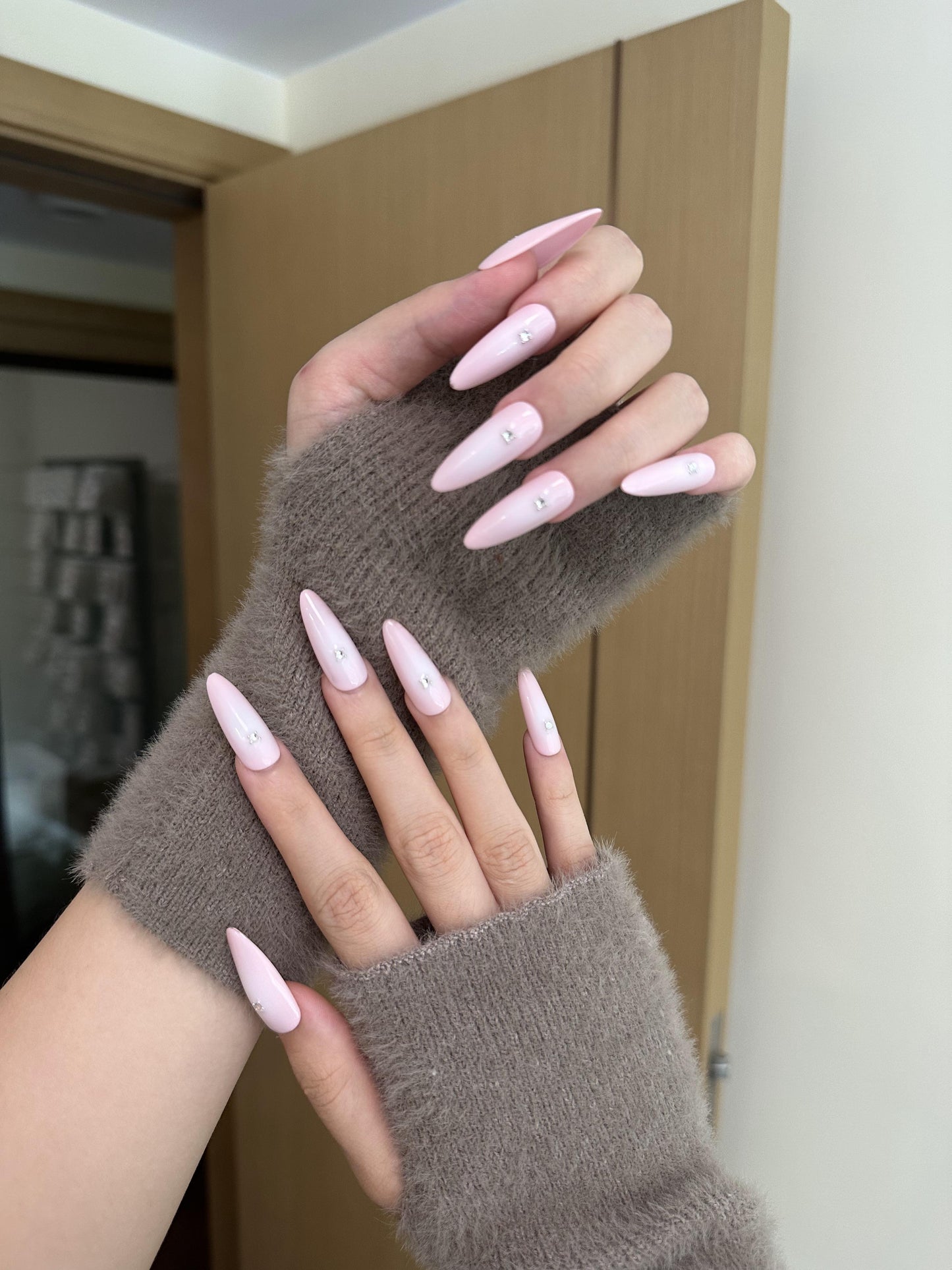Oval-Long Nail-Pink-Ombre-Glisten (10pcs) OMZXX058