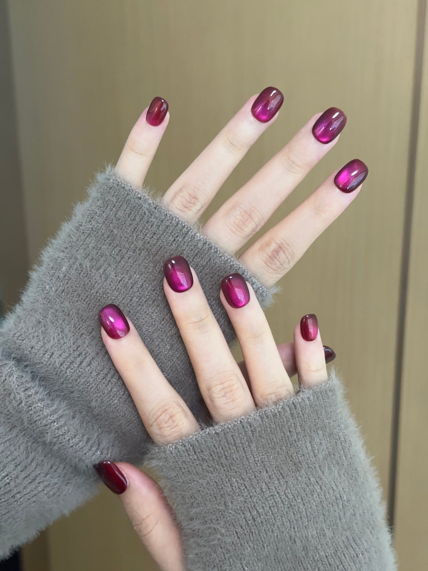 Squoval-Short Nail-Cat's Eye       (10pcs) OMDXX090