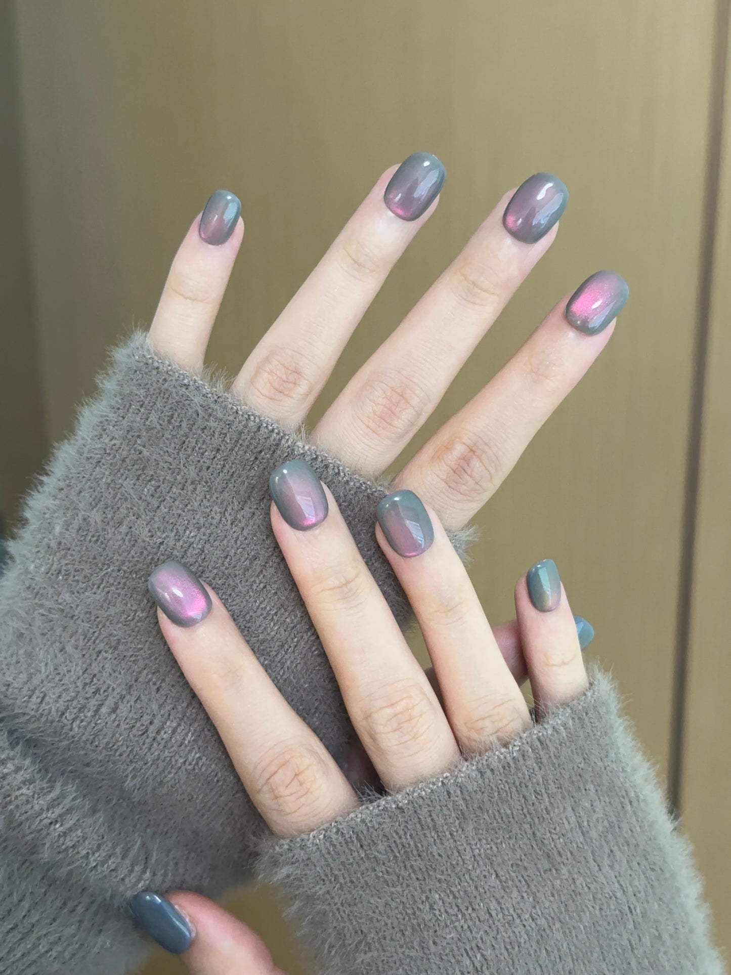 Squoval-Short Nail-Cat's Eye       (10pcs) OMDXX089
