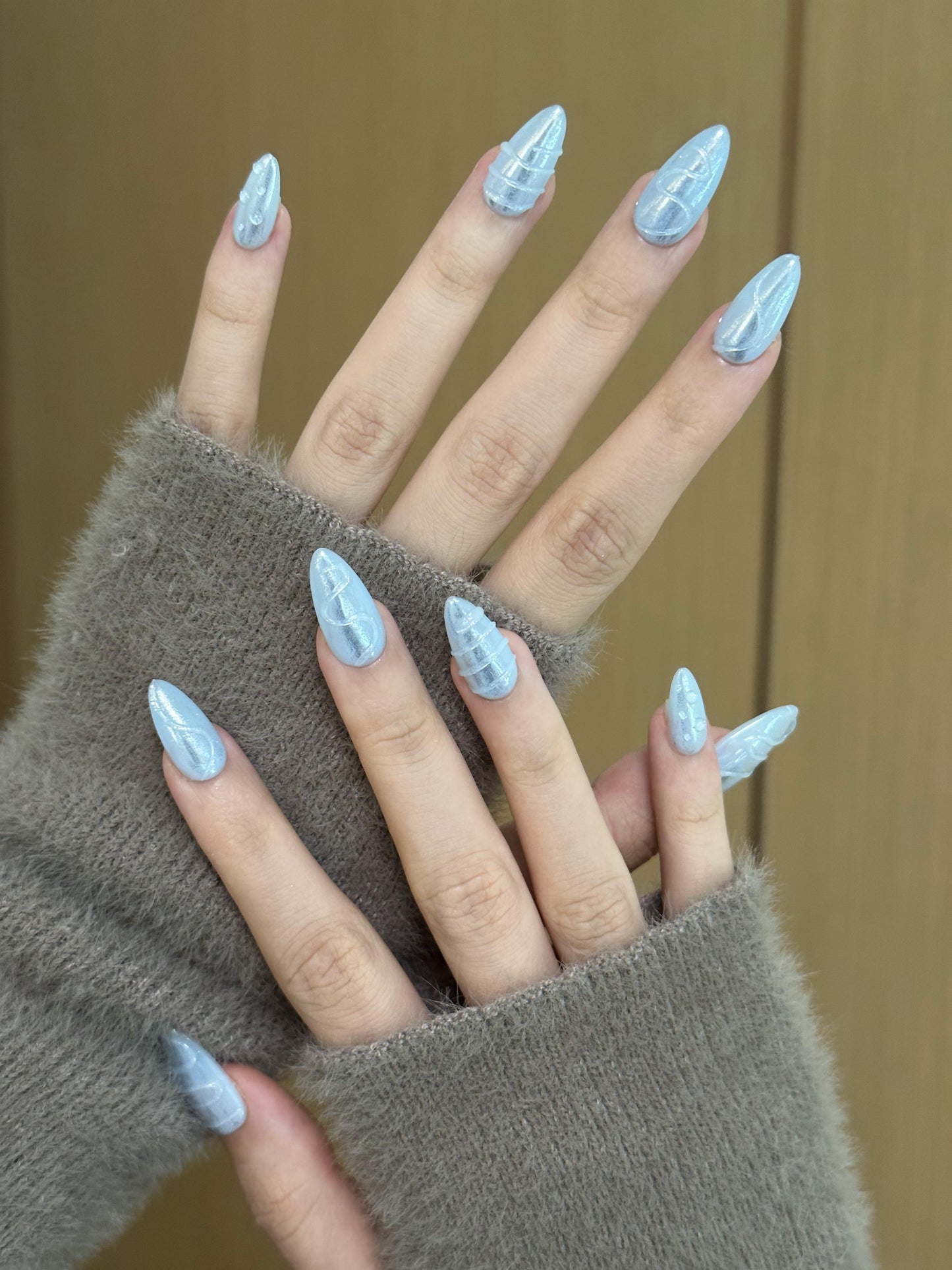 Almonds-Medium Nail-3D Art (10pcs) OMZXX044