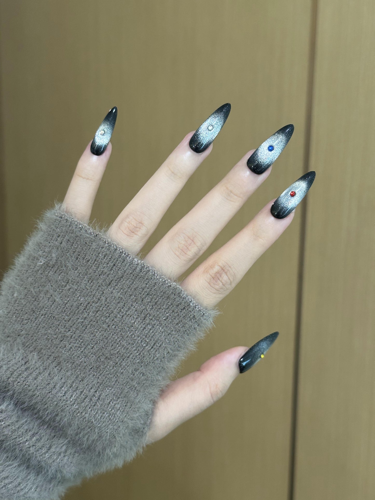 Oval-Long Nail-Ombre-Glisten (10pcs) OMZXX059